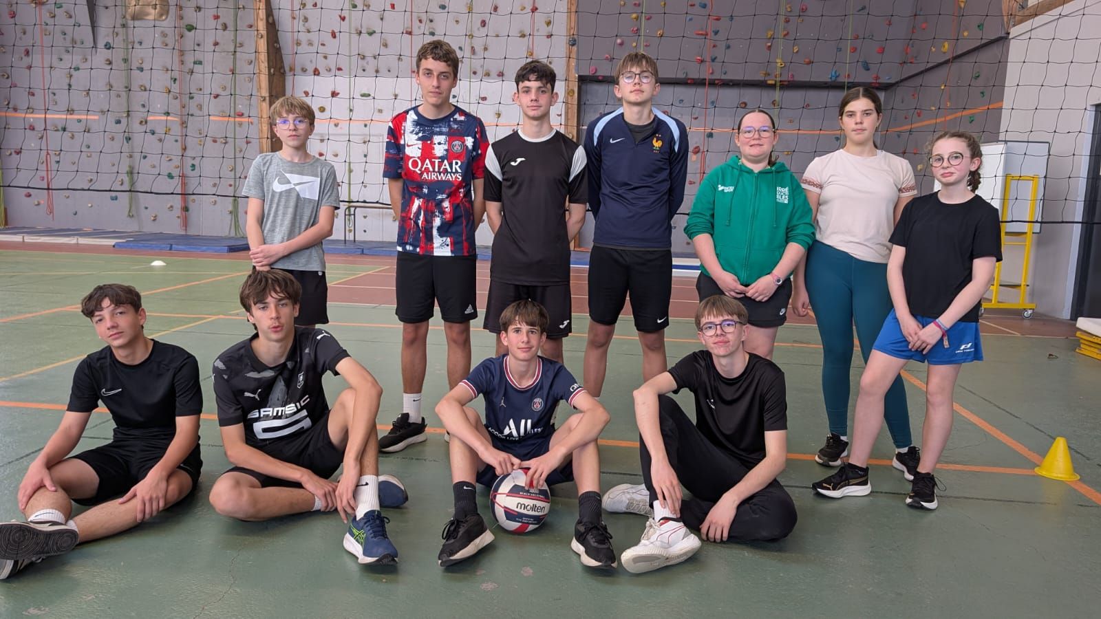 Lire la suite à propos de l’article L&rsquo;équipe de volley de l&rsquo;Association sportive 2025-2026